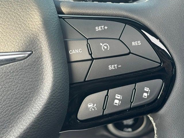 New 2026 Chrysler Pacifica Limited w/ S Appearance Package image 18