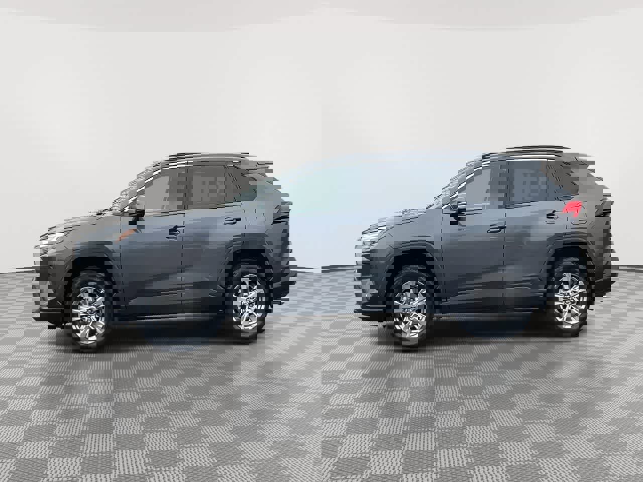 Used 2023 Toyota RAV4 XLE image 5