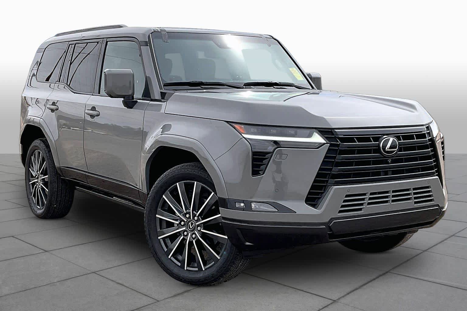 Certified 2024 Lexus GX 550 w/ Accessory Package (2T) image 3