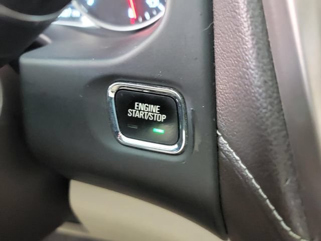 Used 2018 GMC Acadia Denali w/ Technology Package AWD/4WD image 27