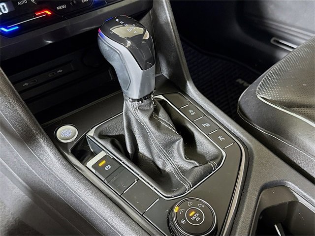 Used 2023 Volkswagen Tiguan SEL R-Line image 15