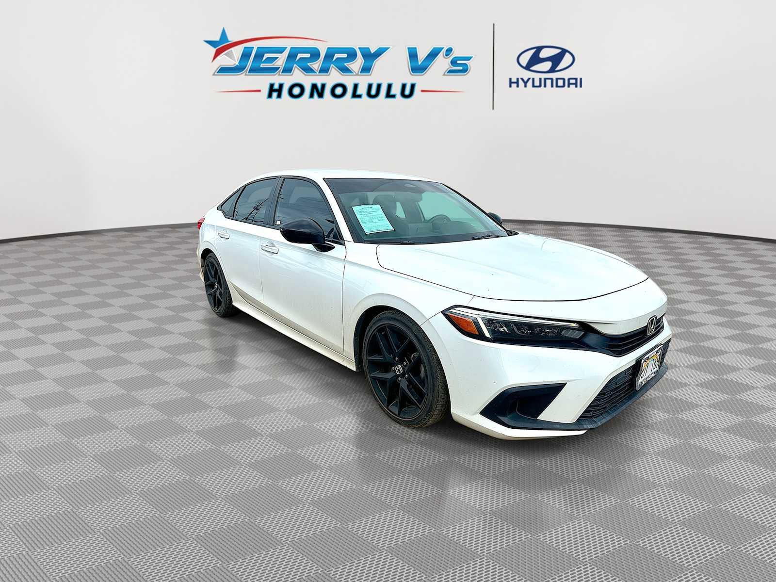 Used 2022 Honda Civic Sport image 2