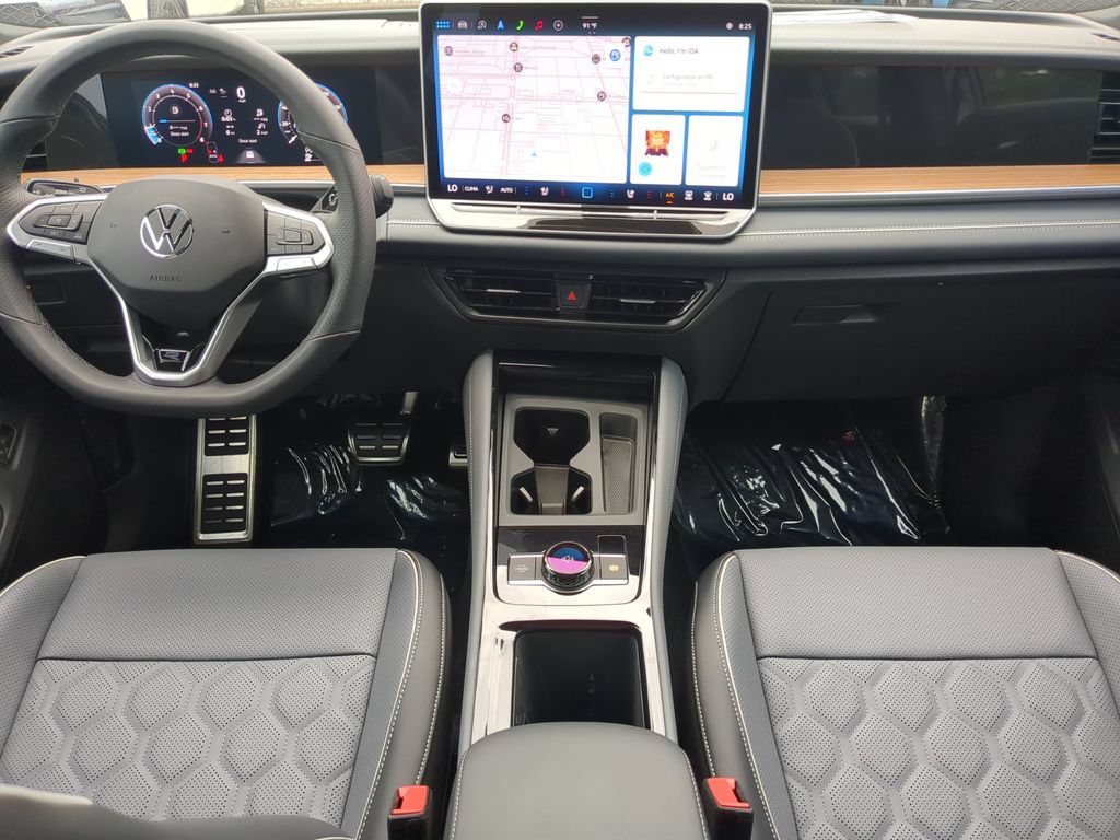 New 2026 Volkswagen Tiguan SEL R-Line AWD/4WD image 14