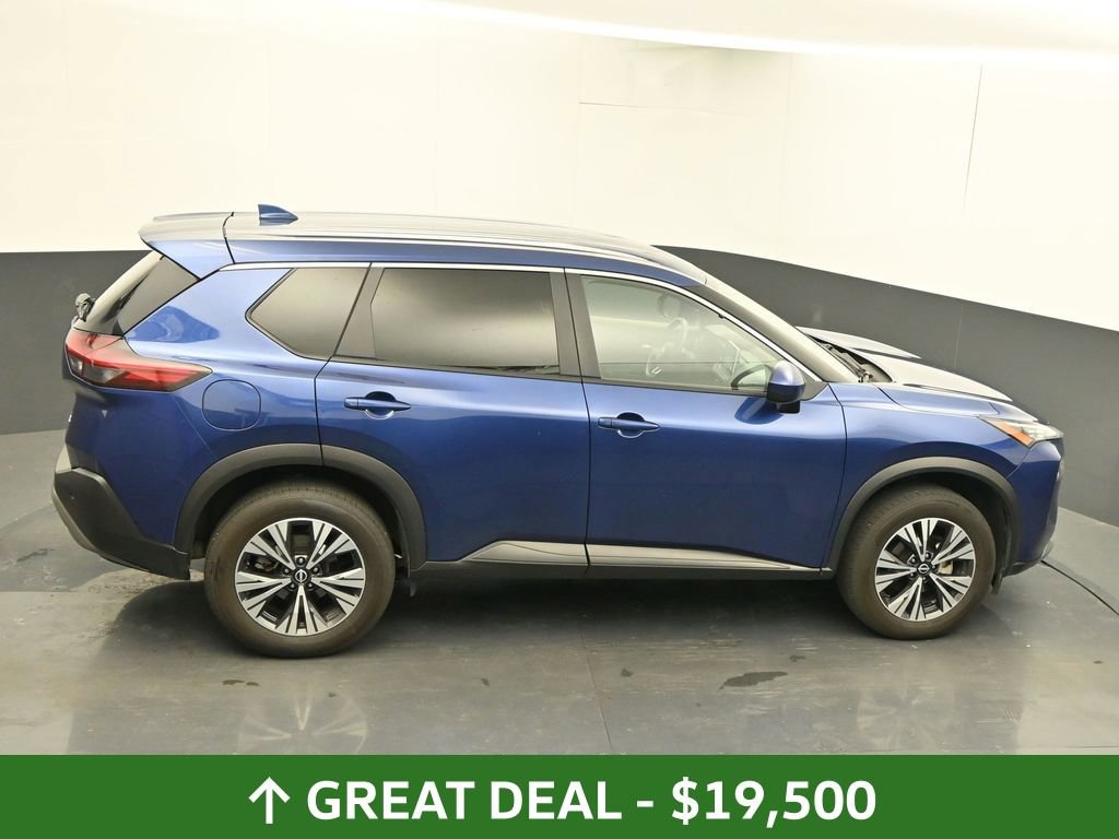 Used 2023 Nissan Rogue SV image 45