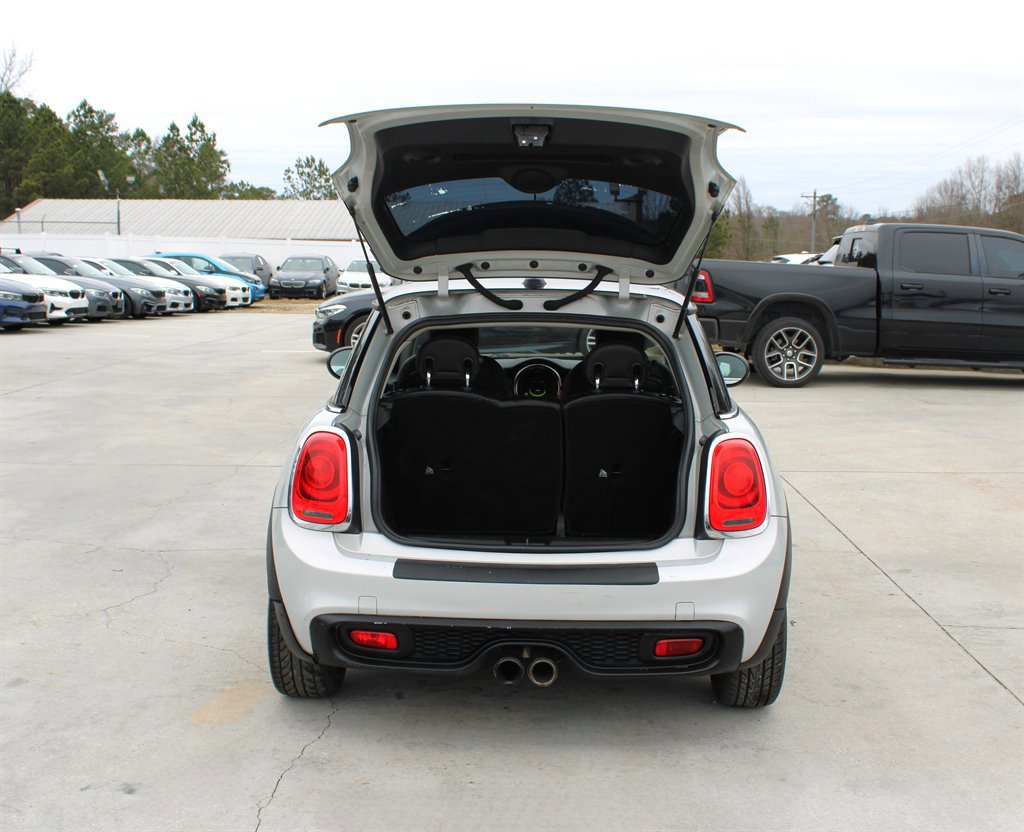 Used 2015 MINI Cooper S image 28