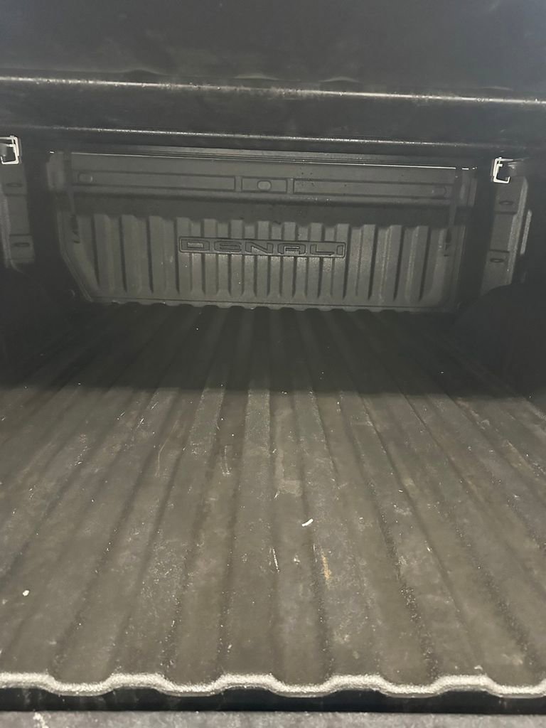 Used 2020 GMC Sierra 1500 Denali w/ Driver Alert Package II image 32