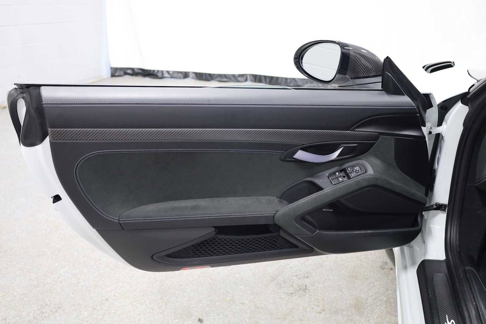 Used 2025 Porsche 718 Boxster Spyder RS image 16