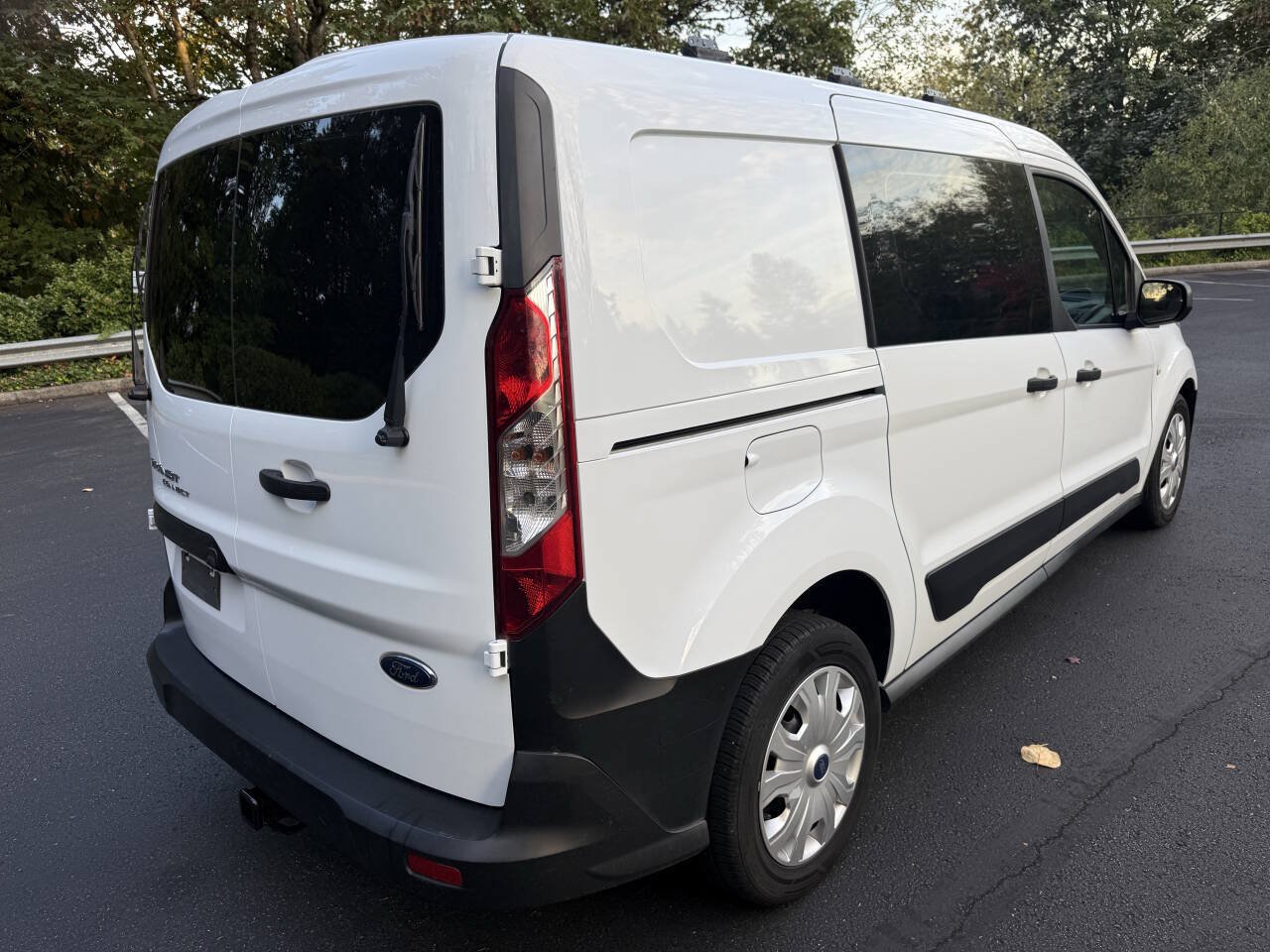 Used 2019 Ford Transit Connect XL FWD image 5