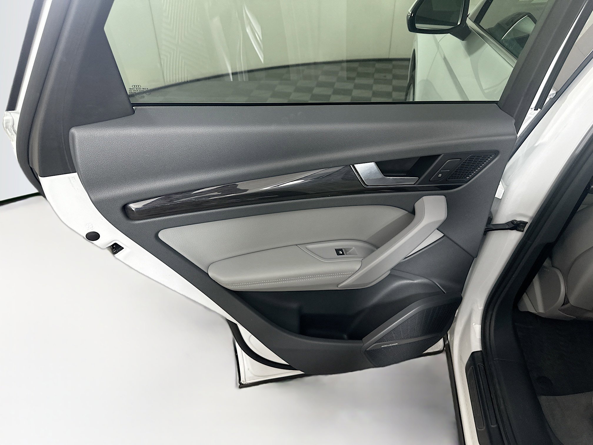 Used 2019 Audi Q5 2.0T Premium Plus AWD/4WD image 27