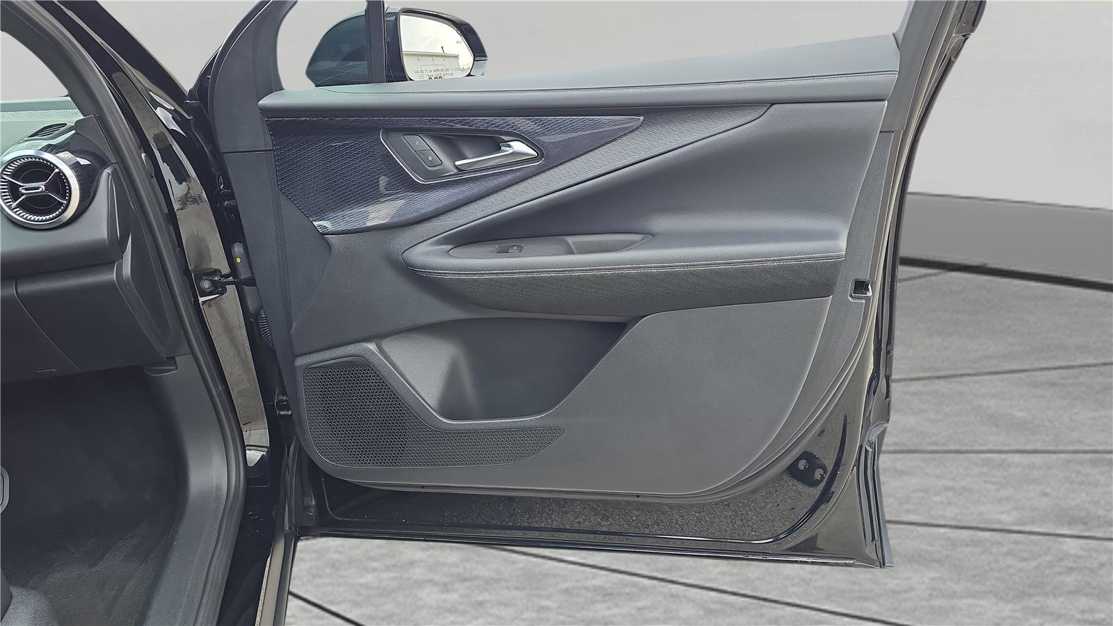 Used 2026 Chevrolet Blazer EV LT w/ Super Cruise Package image 15