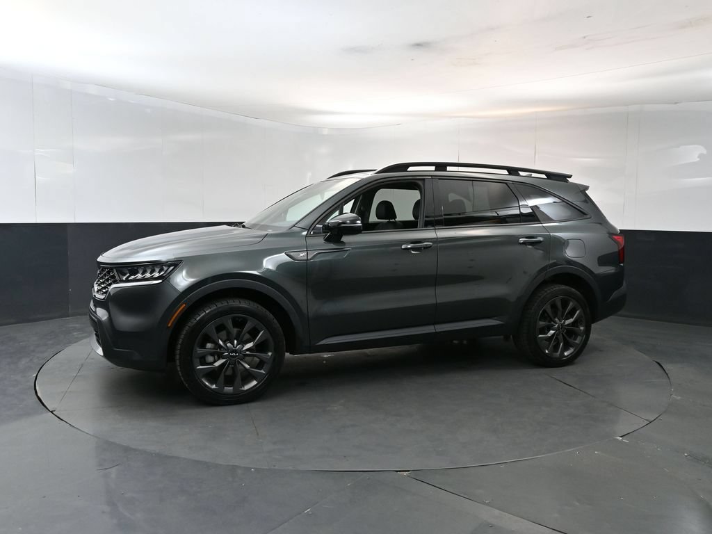 Certified 2022 Kia Sorento X-Line EX AWD/4WD image 2