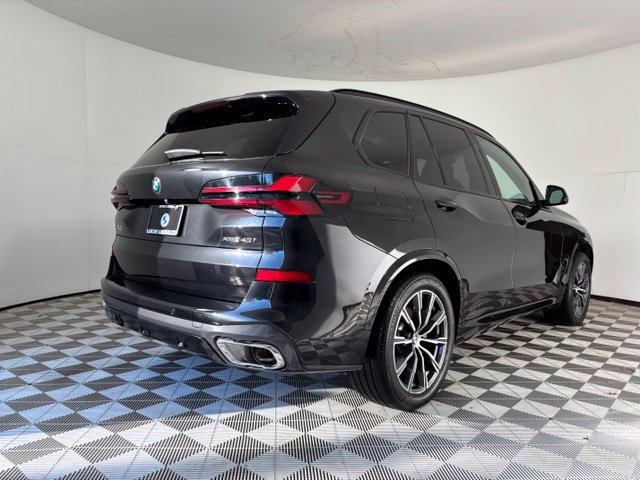 Used 2024 BMW X5 xDrive40i w/ M Sport Package AWD/4WD image 7