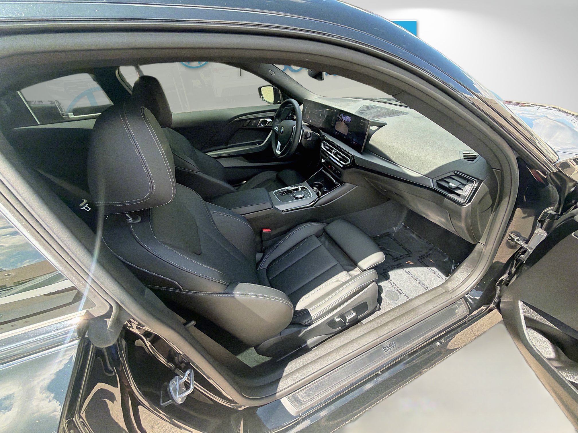 Used 2024 BMW 230i Coupe w/ Convenience Package RWD image 30