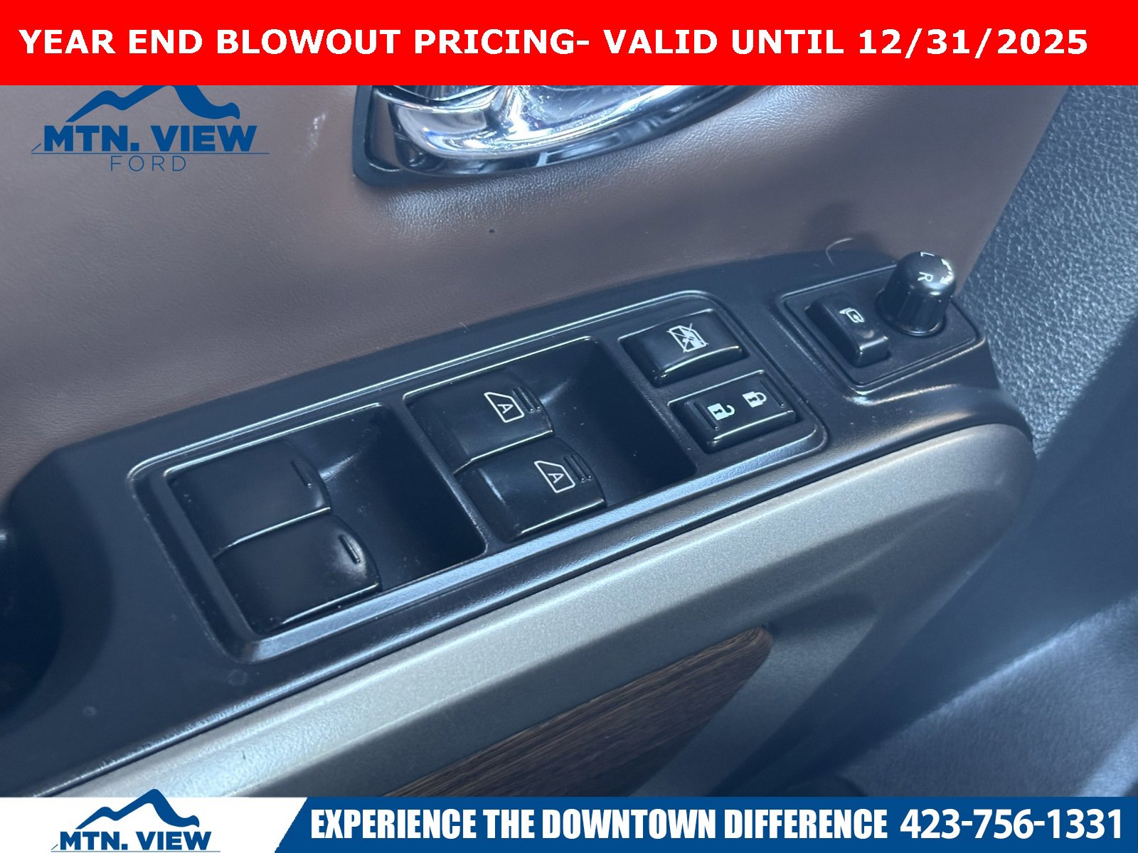 Used 2021 Nissan Titan Platinum Reserve image 18