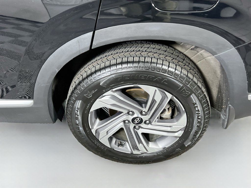 Certified 2023 Hyundai Santa Fe SEL w/ Premium Package AWD/4WD image 28