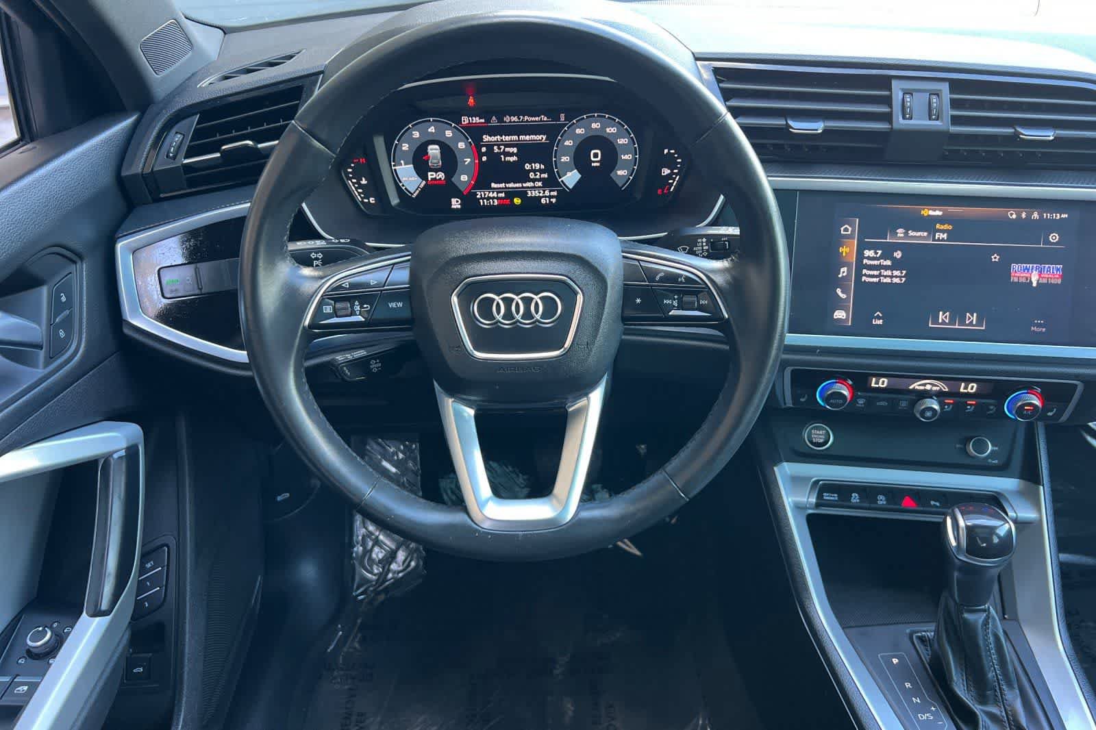 Used 2022 Audi Q3 2.0T Premium w/ Convenience Package AWD/4WD image 16