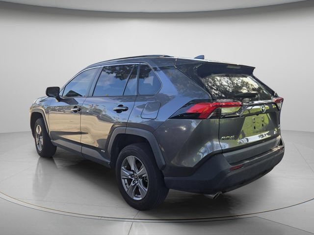 Used 2024 Toyota RAV4 LE AWD/4WD image 9