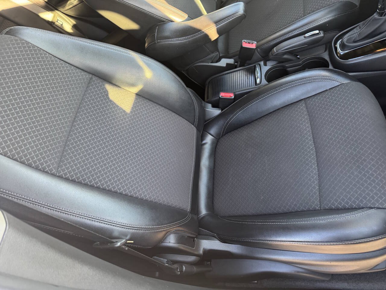 Used 2019 Buick Encore Preferred w/ Safety Package FWD image 26