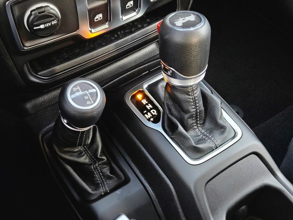 New 2026 Jeep Wrangler Sport AWD/4WD image 18