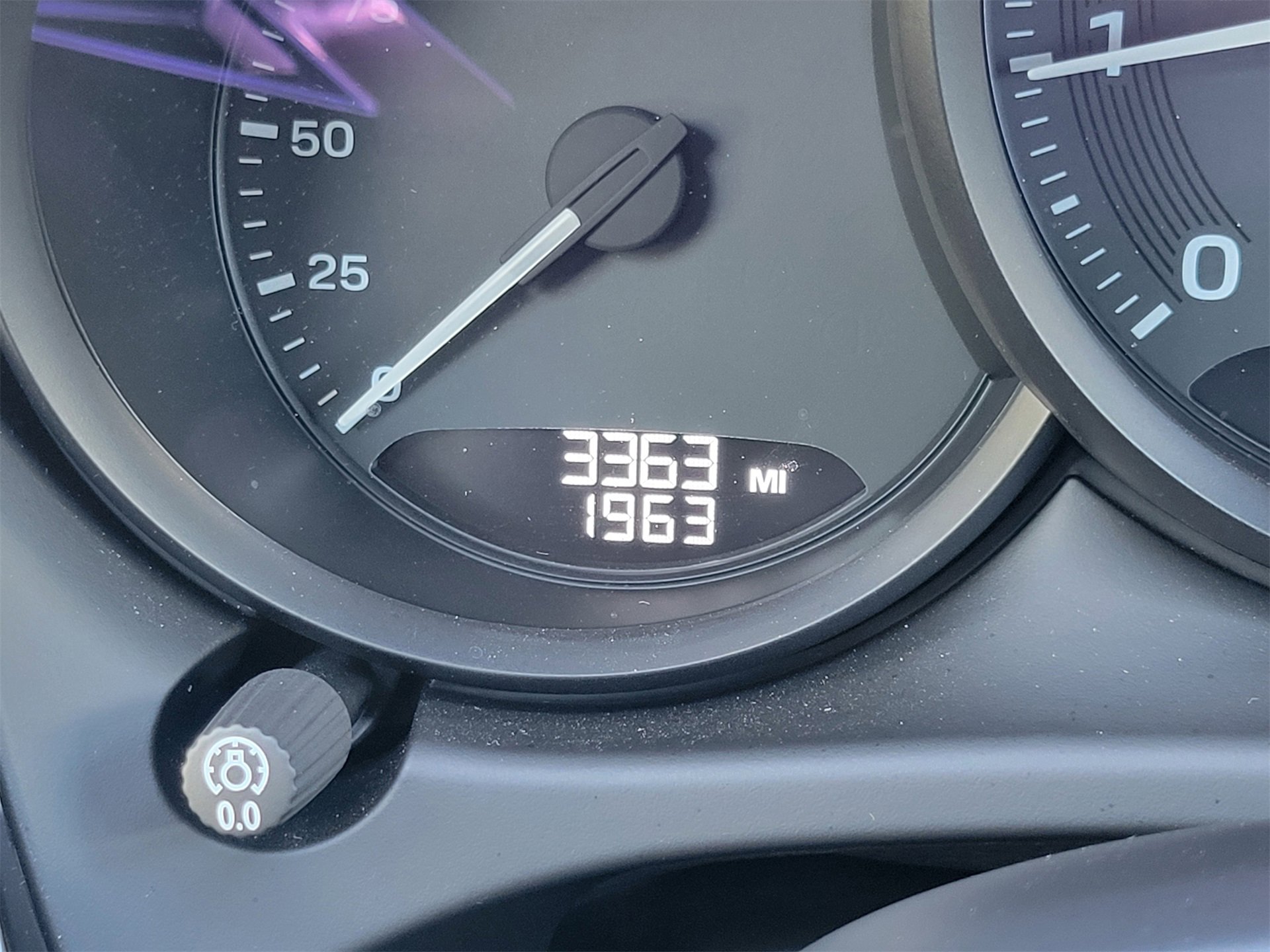 Certified 2025 Porsche Macan image 16