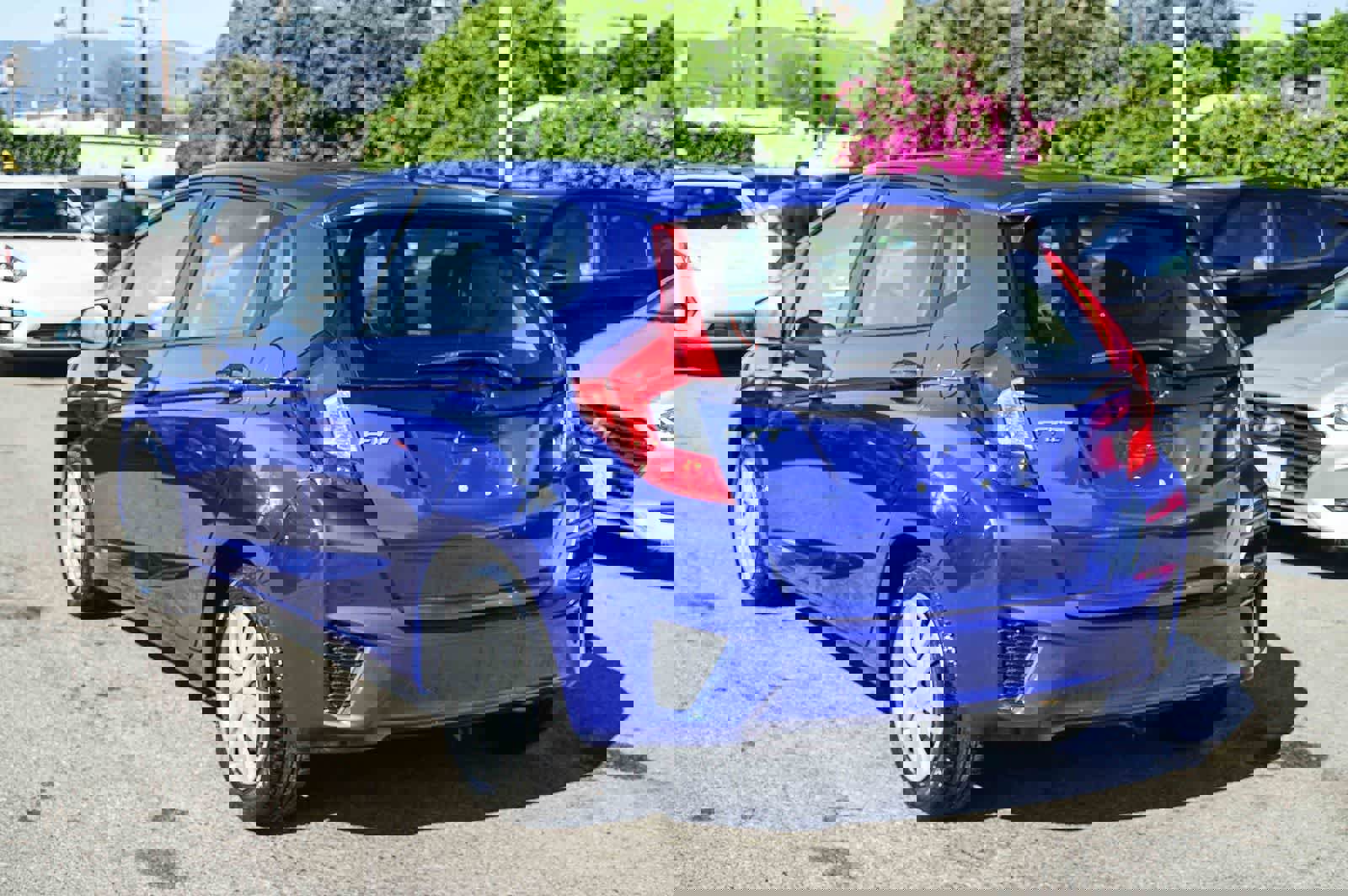 Used 2016 Honda Fit LX image 2