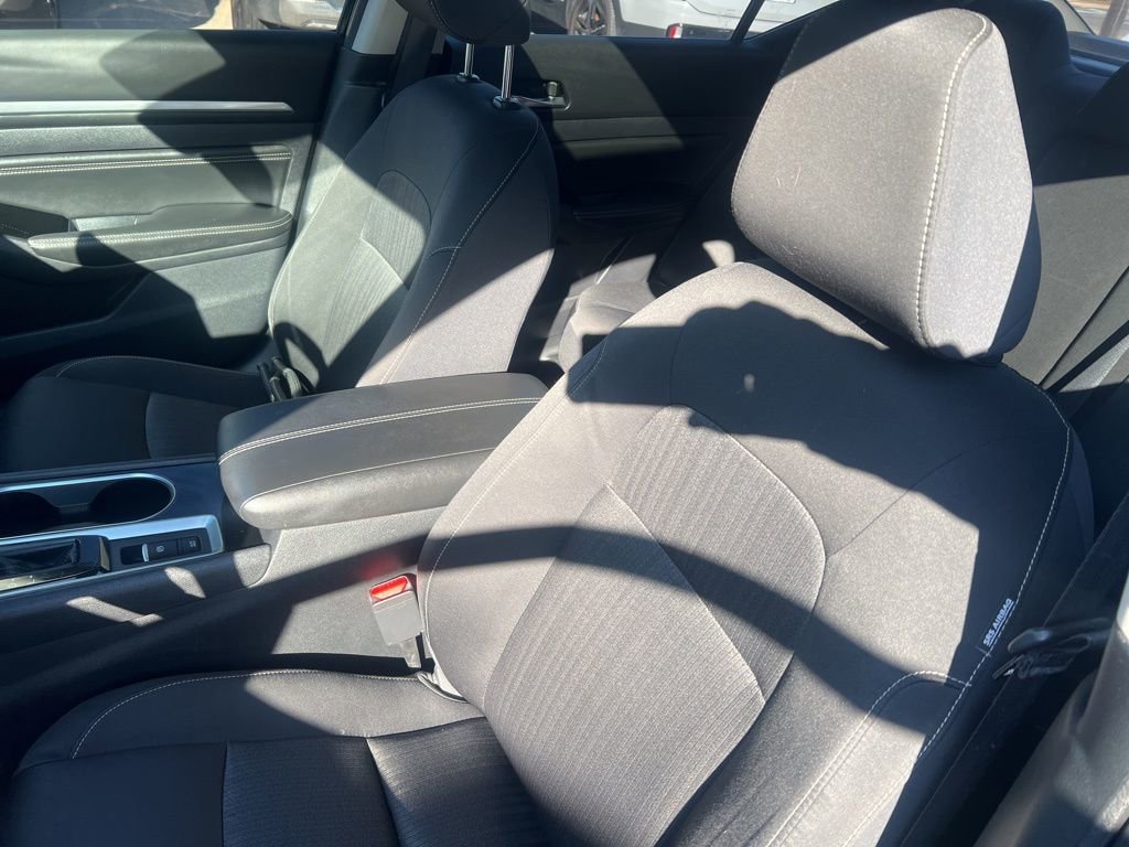 Used 2020 Nissan Altima 2.5 SV image 5