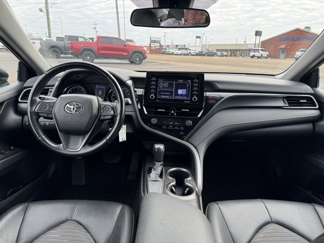 Used 2021 Toyota Camry SE image 7