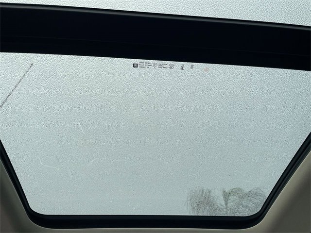 Used 2023 Buick Envision Essence w/ Sport Touring Package image 21