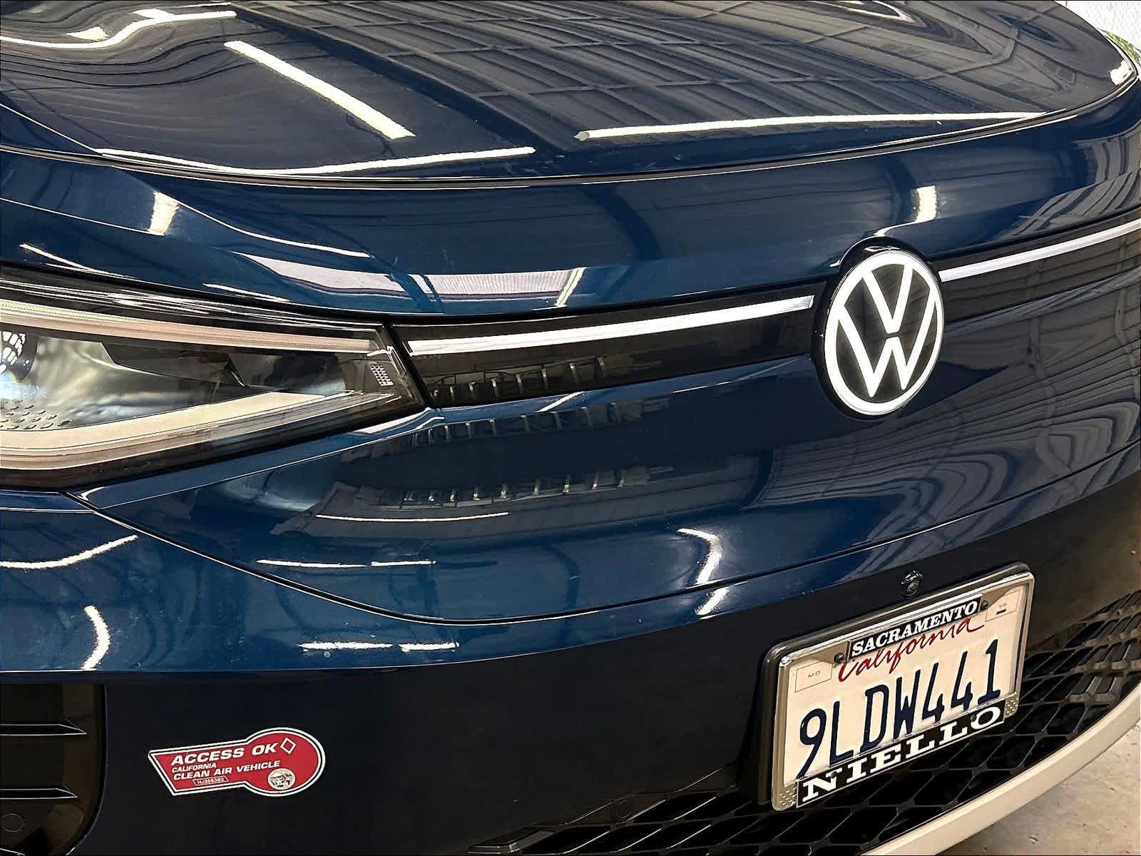 Used 2023 Volkswagen ID.4 Pro S Plus RWD image 36