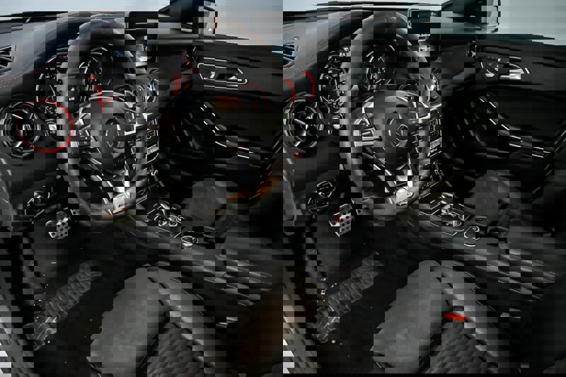 Used 2017 Mercedes-Benz CLA 45 AMG 4MATIC w/ Premium 1 Package image 18