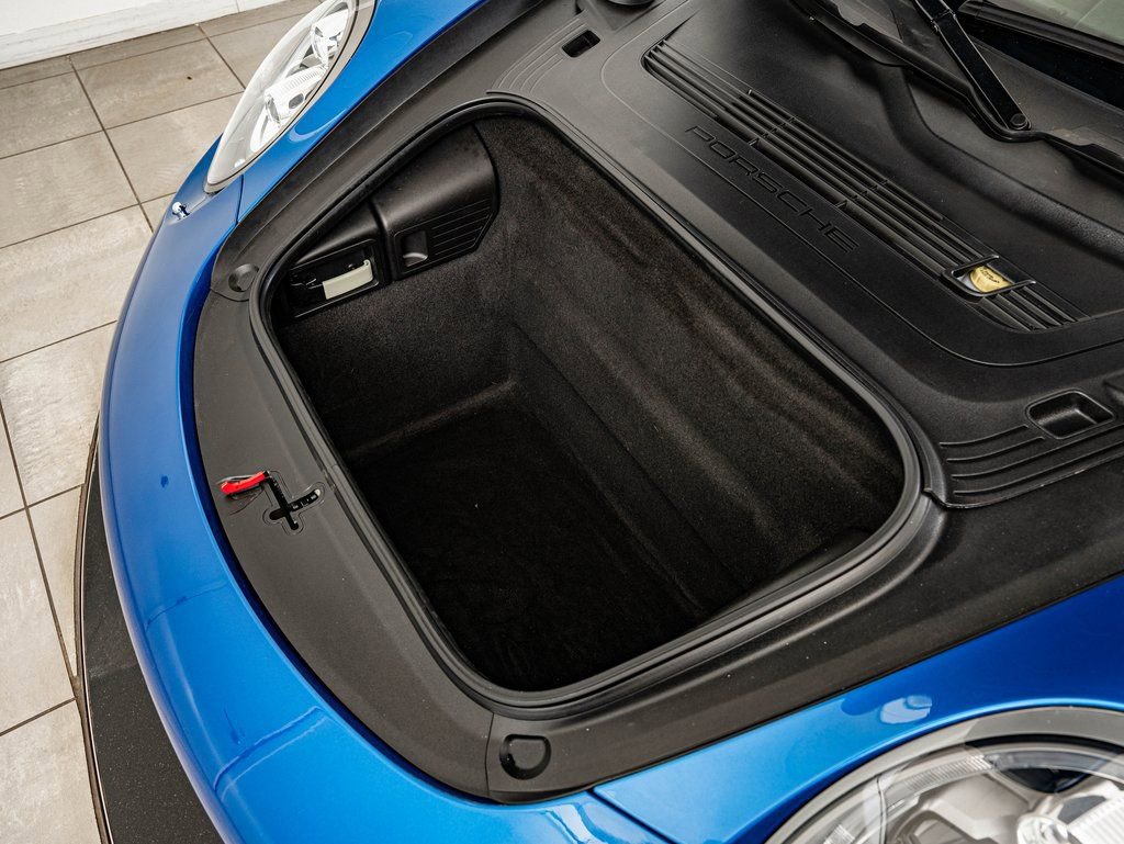 Certified 2015 Porsche 911 Targa 4S image 32