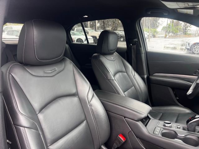 Used 2024 Cadillac XT4 Premium Luxury image 25