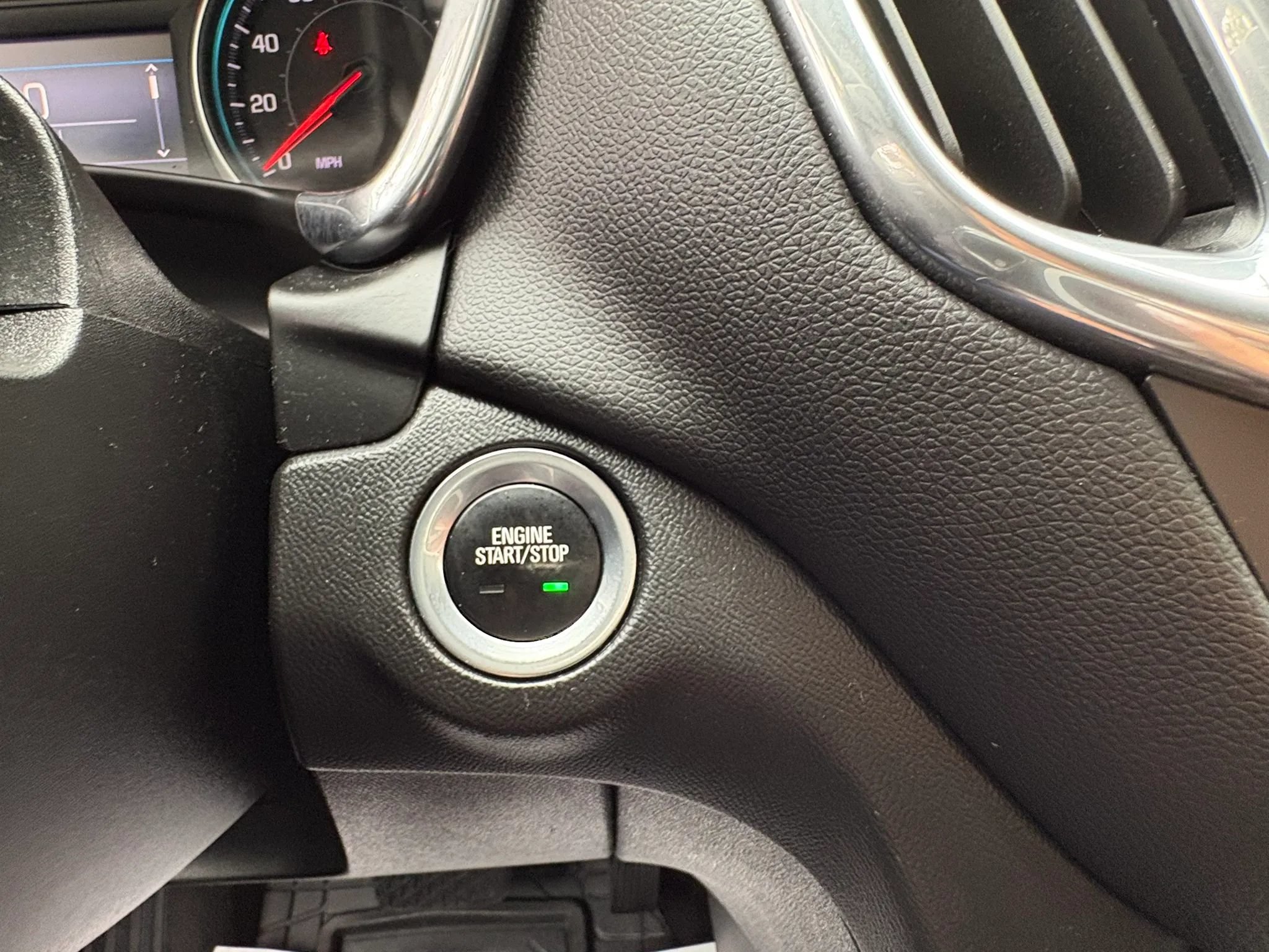 Used 2021 Chevrolet Equinox LT AWD/4WD image 33