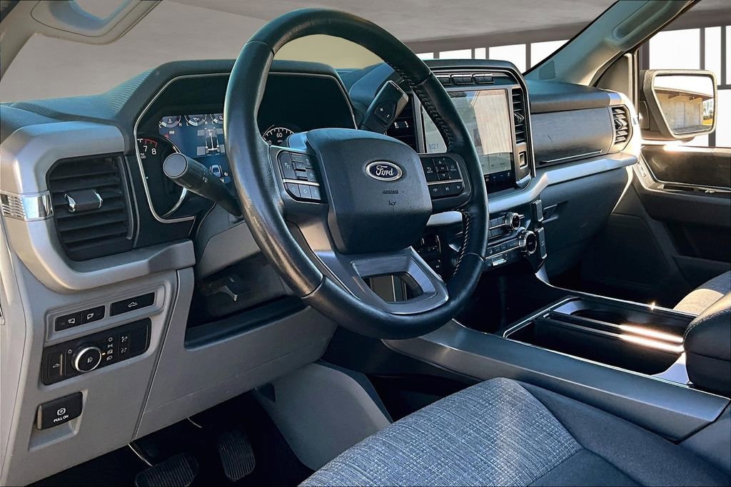 Used 2022 Ford F150 XLT w/ Equipment Group 302A High image 16