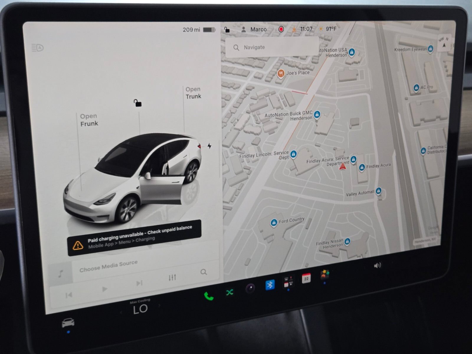 Used 2023 Tesla Model Y Long Range AWD/4WD image 23