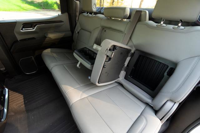 Used 2022 GMC Sierra 1500 SLT w/ SLT Convenience Package image 35