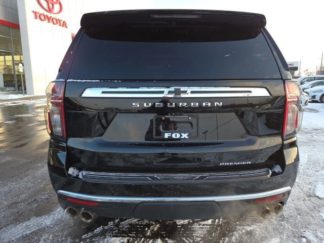 Used 2021 Chevrolet Suburban Premier w/ Premium Package image 6