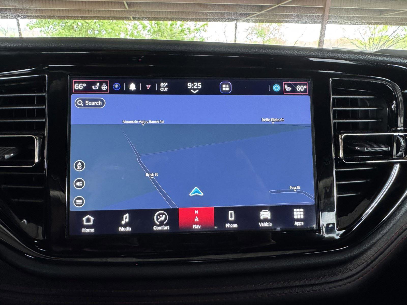 Used 2025 Dodge Durango GT w/ Blacktop Package image 13