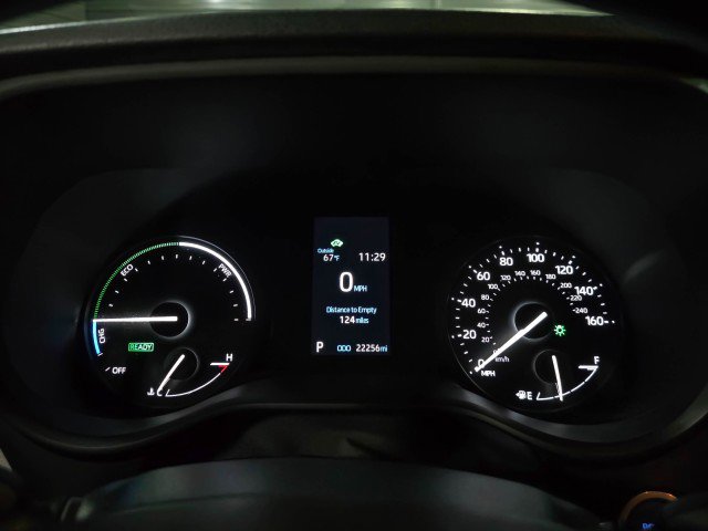 Used 2023 Toyota Sienna LE image 26