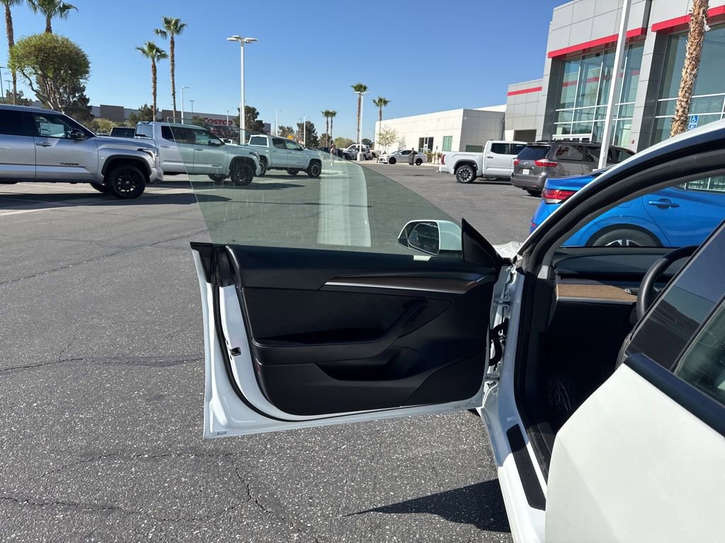 Used 2023 Tesla Model 3 Long Range image 10