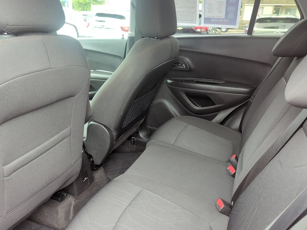 Certified 2020 Chevrolet Trax LT FWD image 17