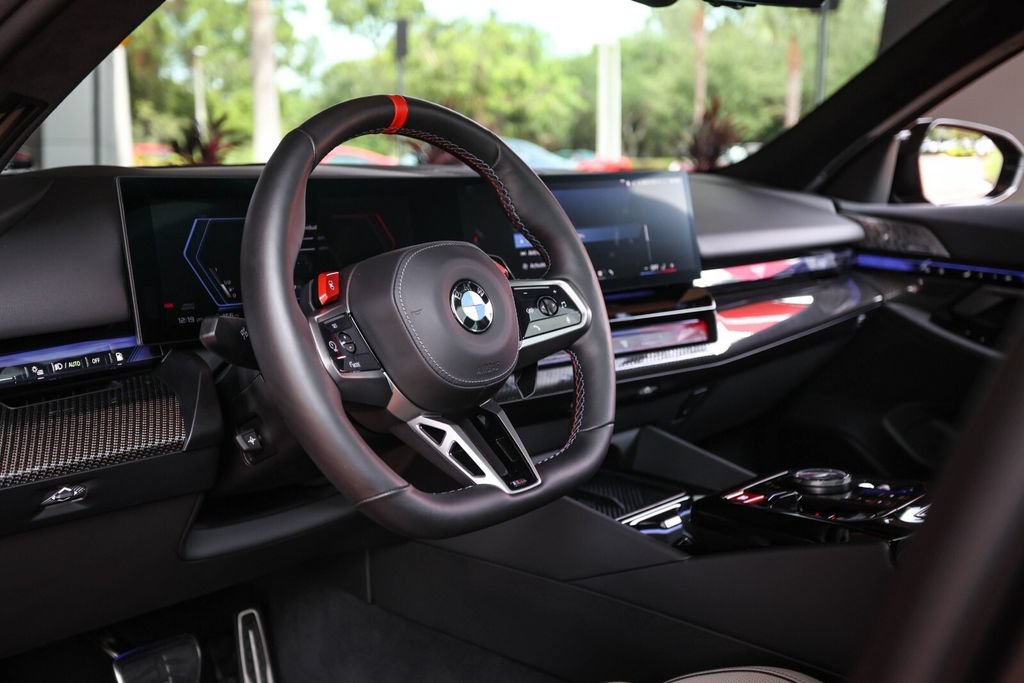 Used 2026 BMW M5 Touring AWD/4WD image 43
