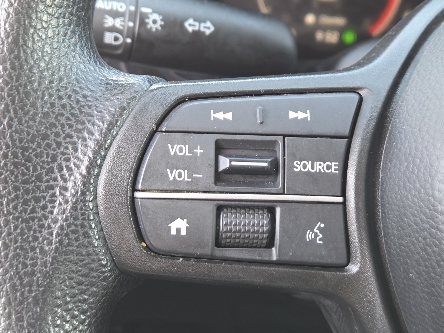Used 2024 Honda CR-V EX image 30