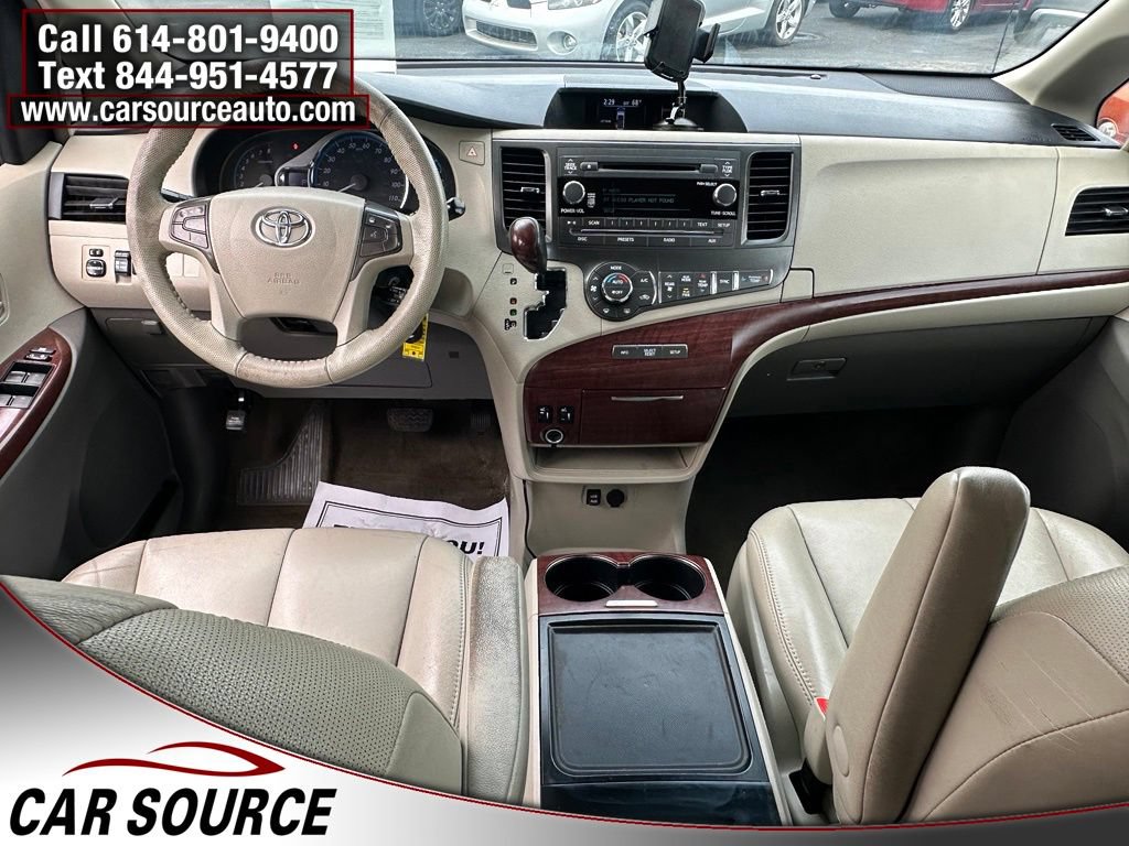 Used 2013 Toyota Sienna XLE AWD/4WD image 15