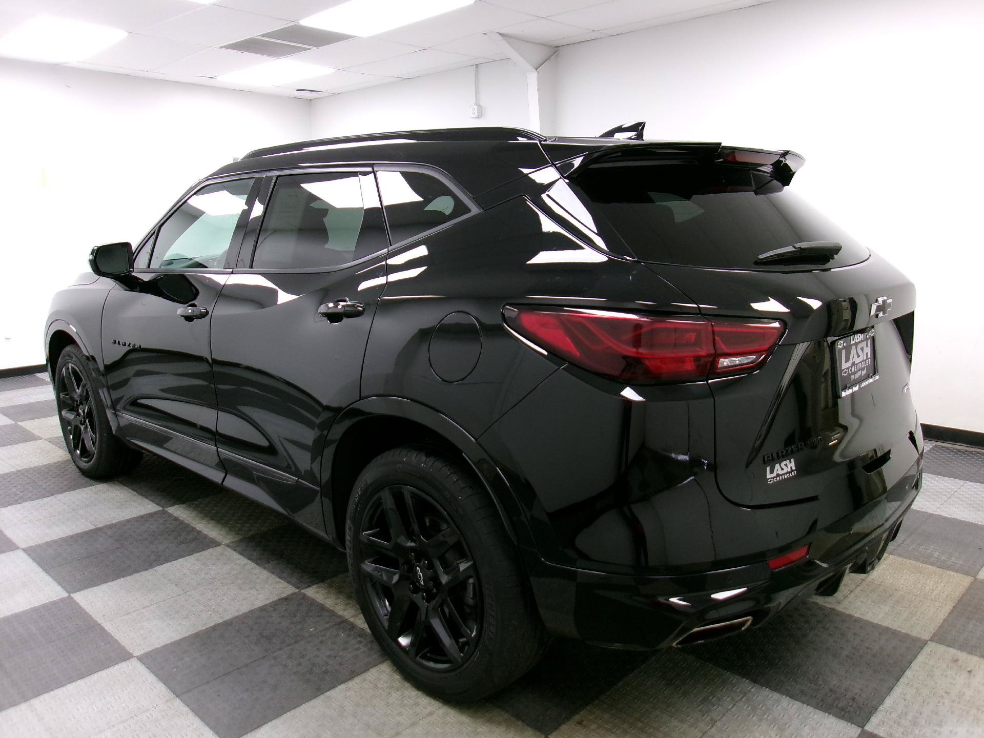 Used 2024 Chevrolet Blazer RS w/ Driver Confidence II Package AWD/4WD image 2