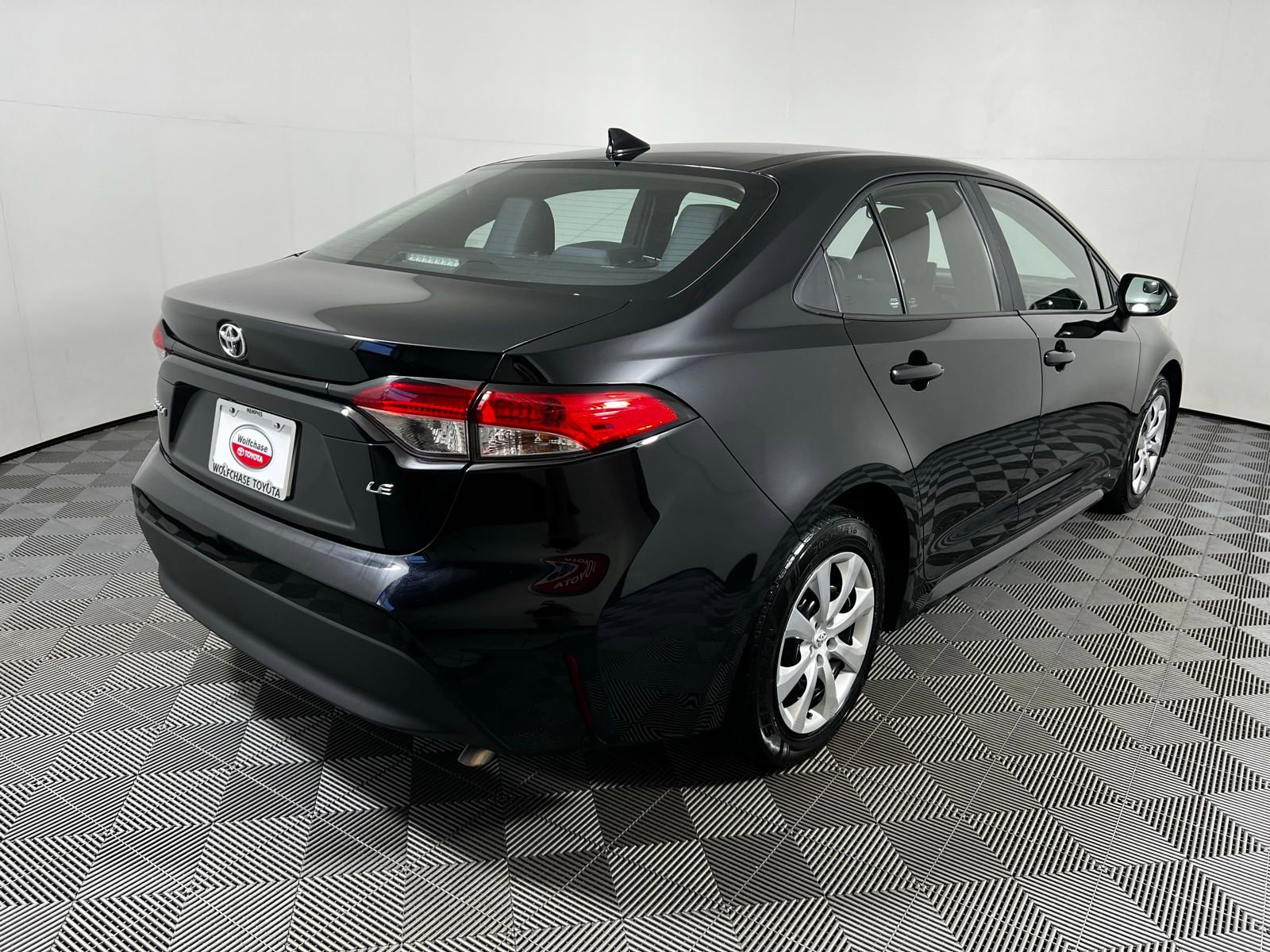Certified 2023 Toyota Corolla LE image 5