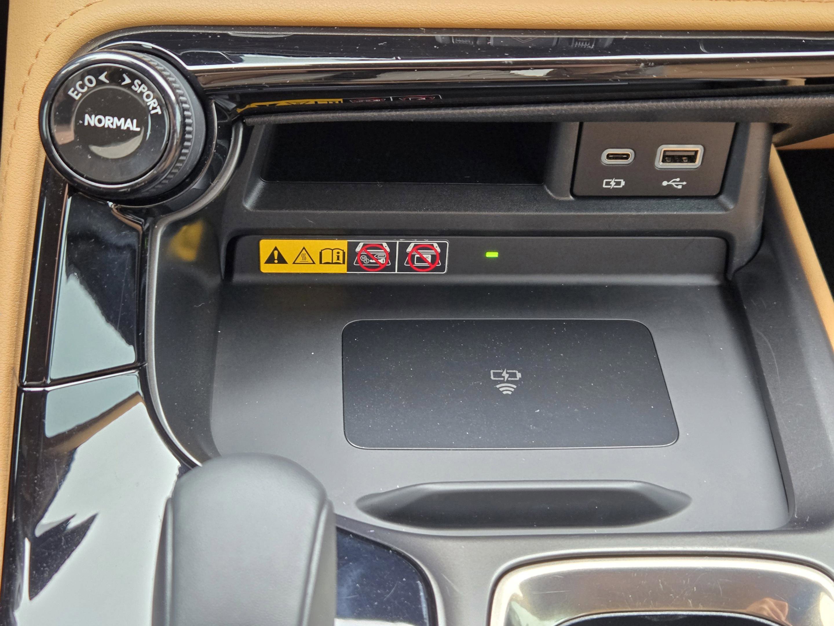 Used 2024 Lexus NX 250 FWD image 13