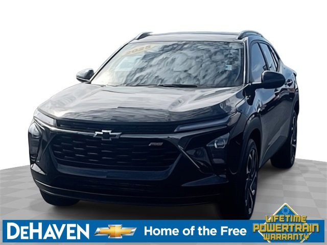 Certified 2025 Chevrolet Trax RS w/ Sunroof Package image 1