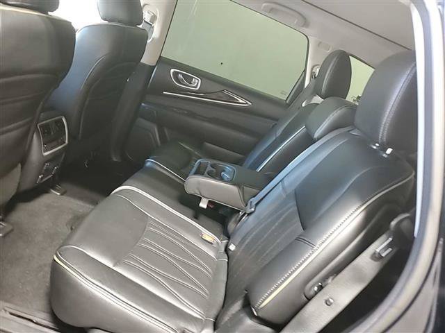 Used 2017 INFINITI QX60 FWD w/ Deluxe Technology Package image 12