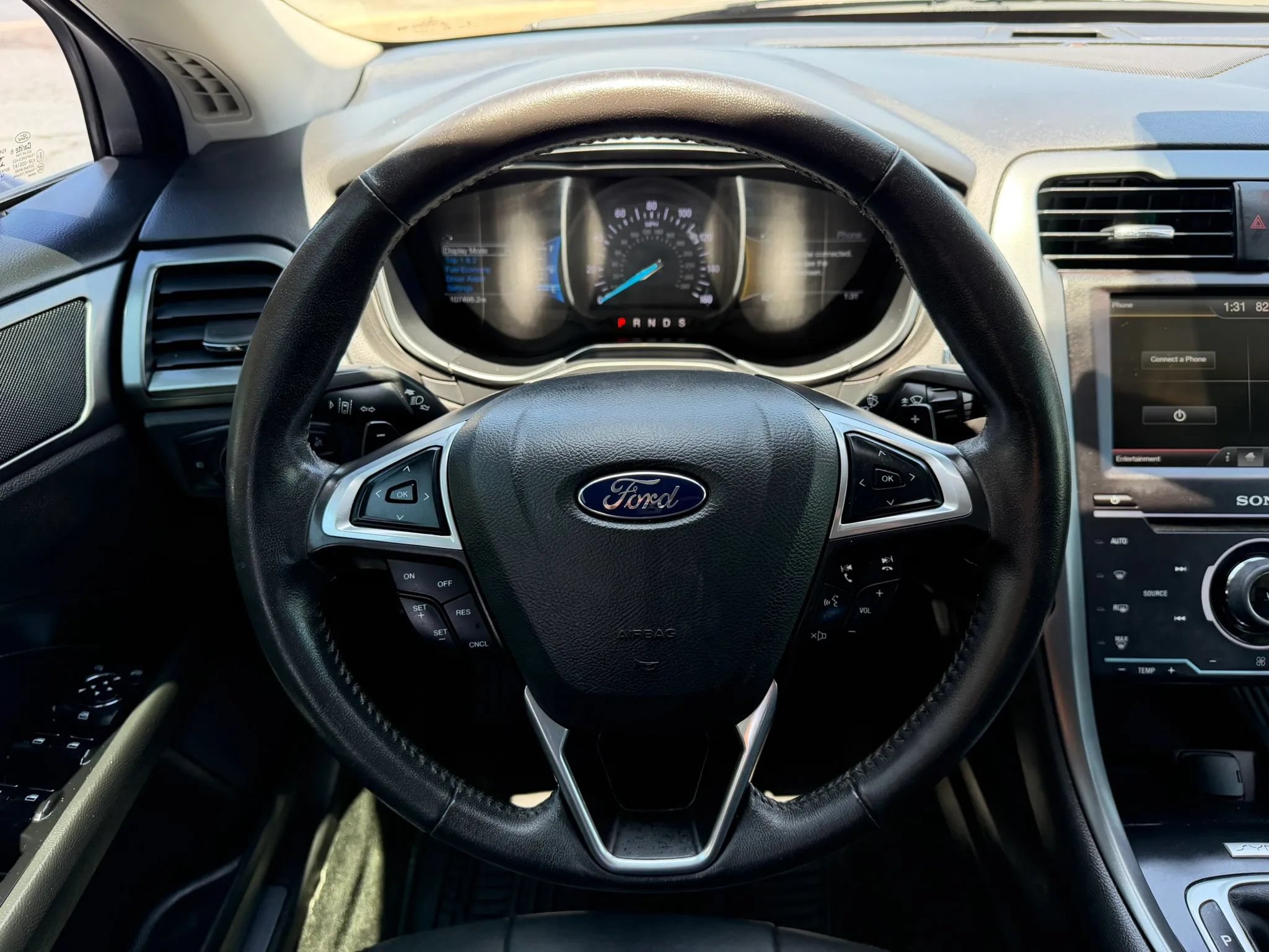 Used 2015 Ford Fusion Titanium FWD image 11
